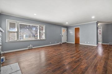 2600 W High St, Racine, WI 53404