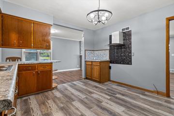 2600 W High St, Racine, WI 53404