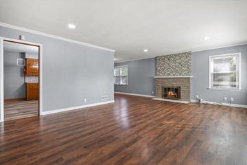 2600 W High St, Racine, WI 53404