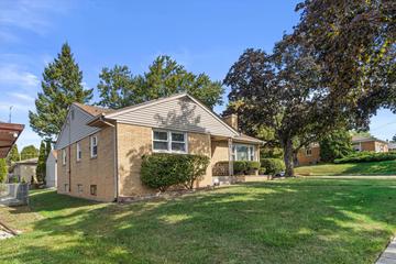 2600 W High St, Racine, WI 53404