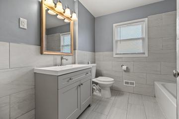 2600 W High St, Racine, WI 53404