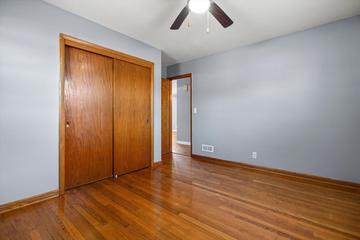 2600 W High St, Racine, WI 53404