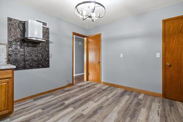 2600 W High St, Racine, WI 53404