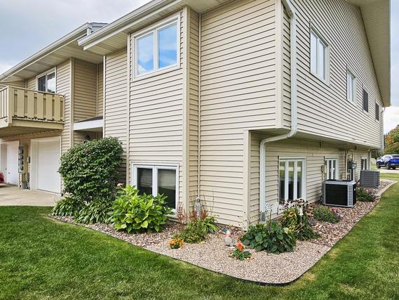 New Homes For Sale This Week That Attend Oak Creek High School: October 3rd to October 9th