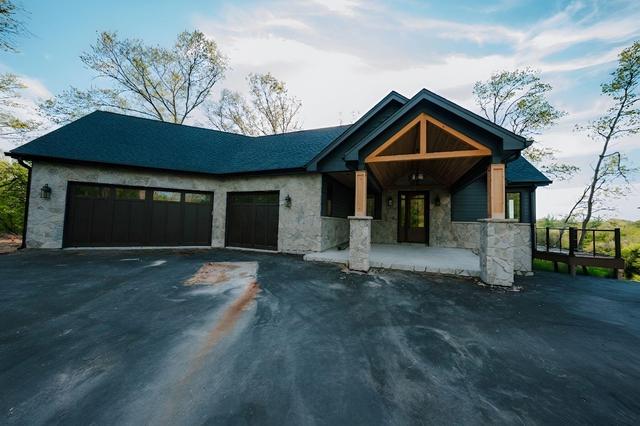 New Homes For Sale This Week That Attend Lake Geneva Middle School: October 3rd to October 9th