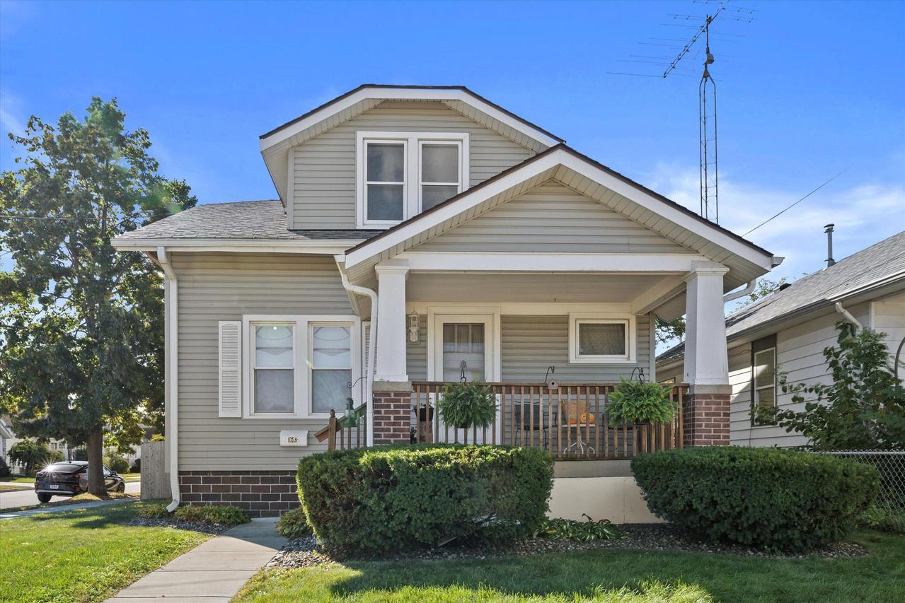 1603 78th St, Kenosha, WI 53143