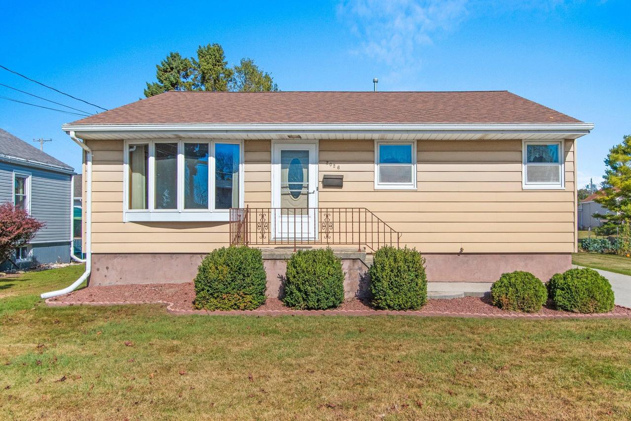 2026 24th St, Two Rivers, WI 54241