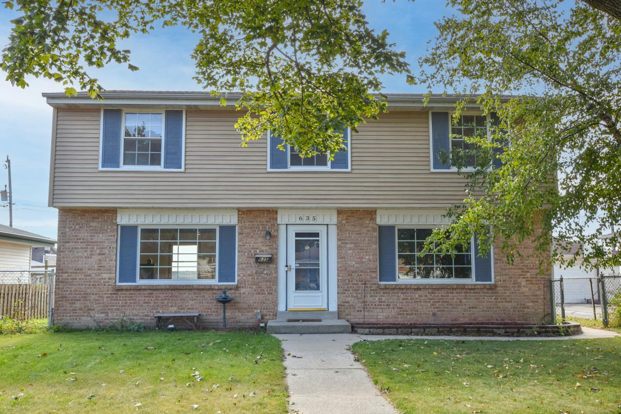 635 E Price Ave, Milwaukee, WI 53207