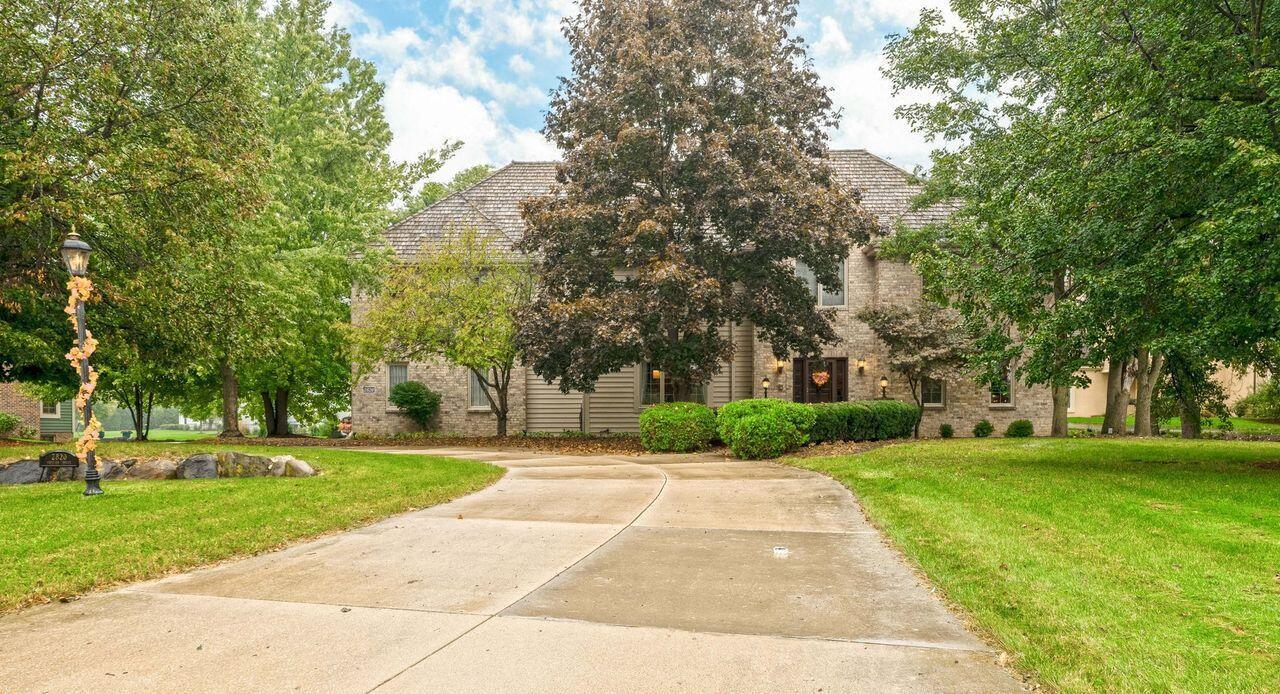 2820 Norman Dr, Brookfield, WI 53045