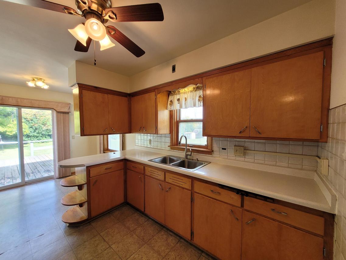 13600 W Honey Ln, New Berlin, WI 53151
