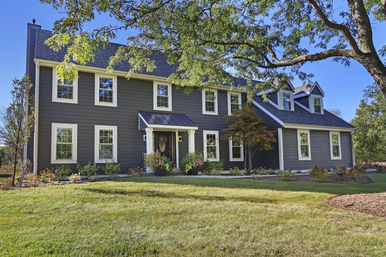 N8747 N Hilburn Mill, East Troy, WI 53120