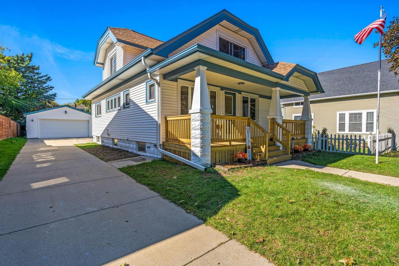 3843 S Logan Ave, Milwaukee, WI 53207