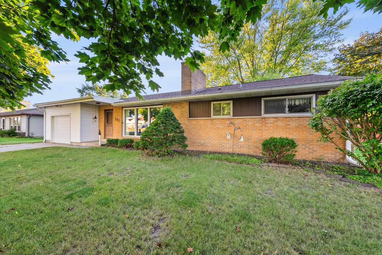 141 S Foster St, Saukville, WI 53080