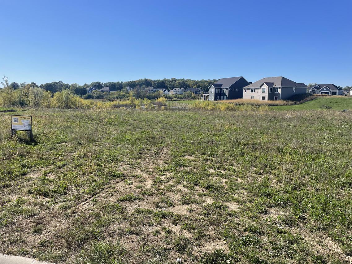 W220N4551 Timber Dr #Lt167, Pewaukee, WI 53072