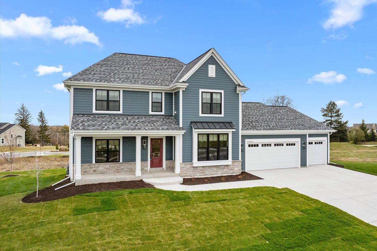 N56W20887 Carnoustie Way #Lt45, Menomonee Falls, WI 53051