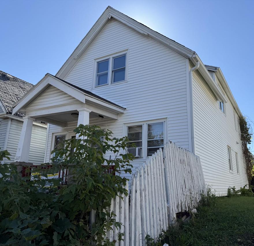 1225 W Madison St, Milwaukee, WI 53204