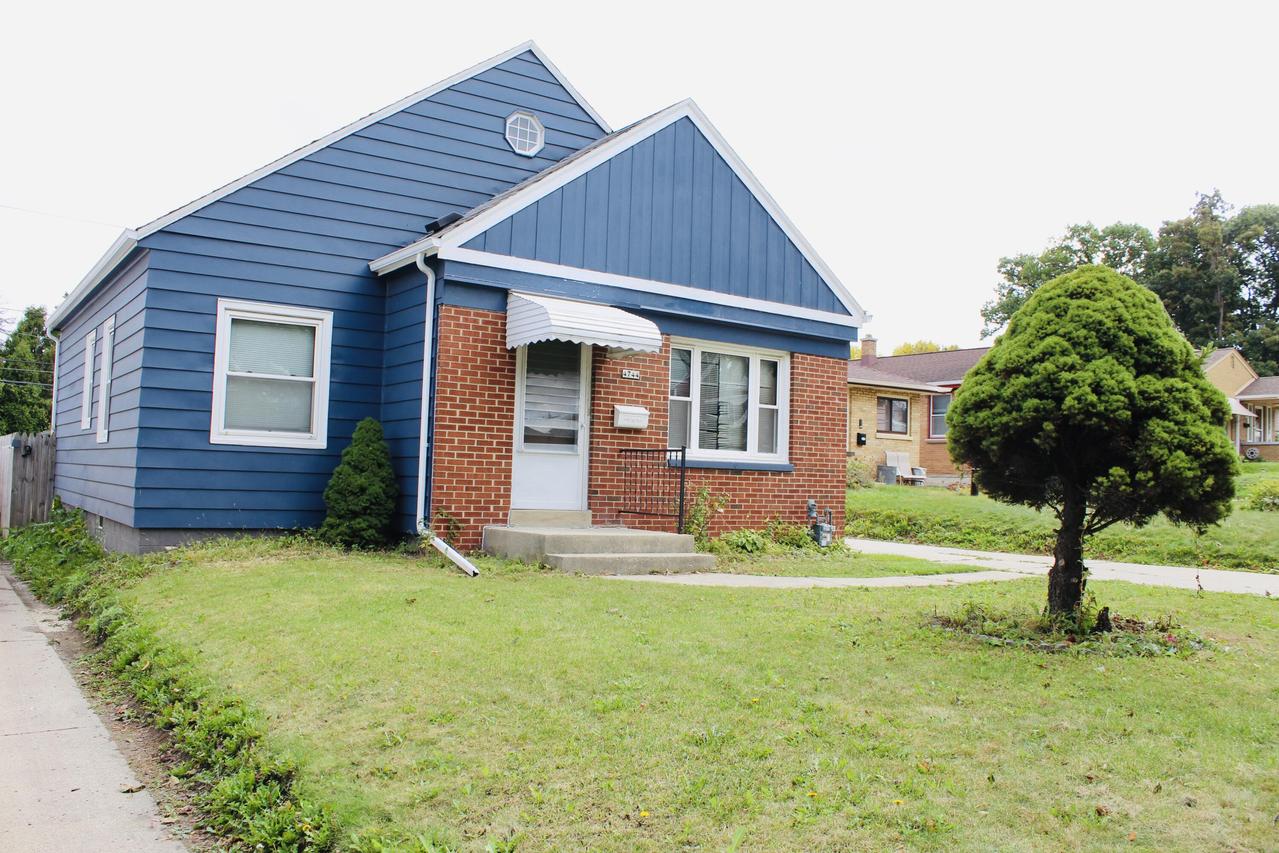 4744 S 7th St, Milwaukee, WI 53221