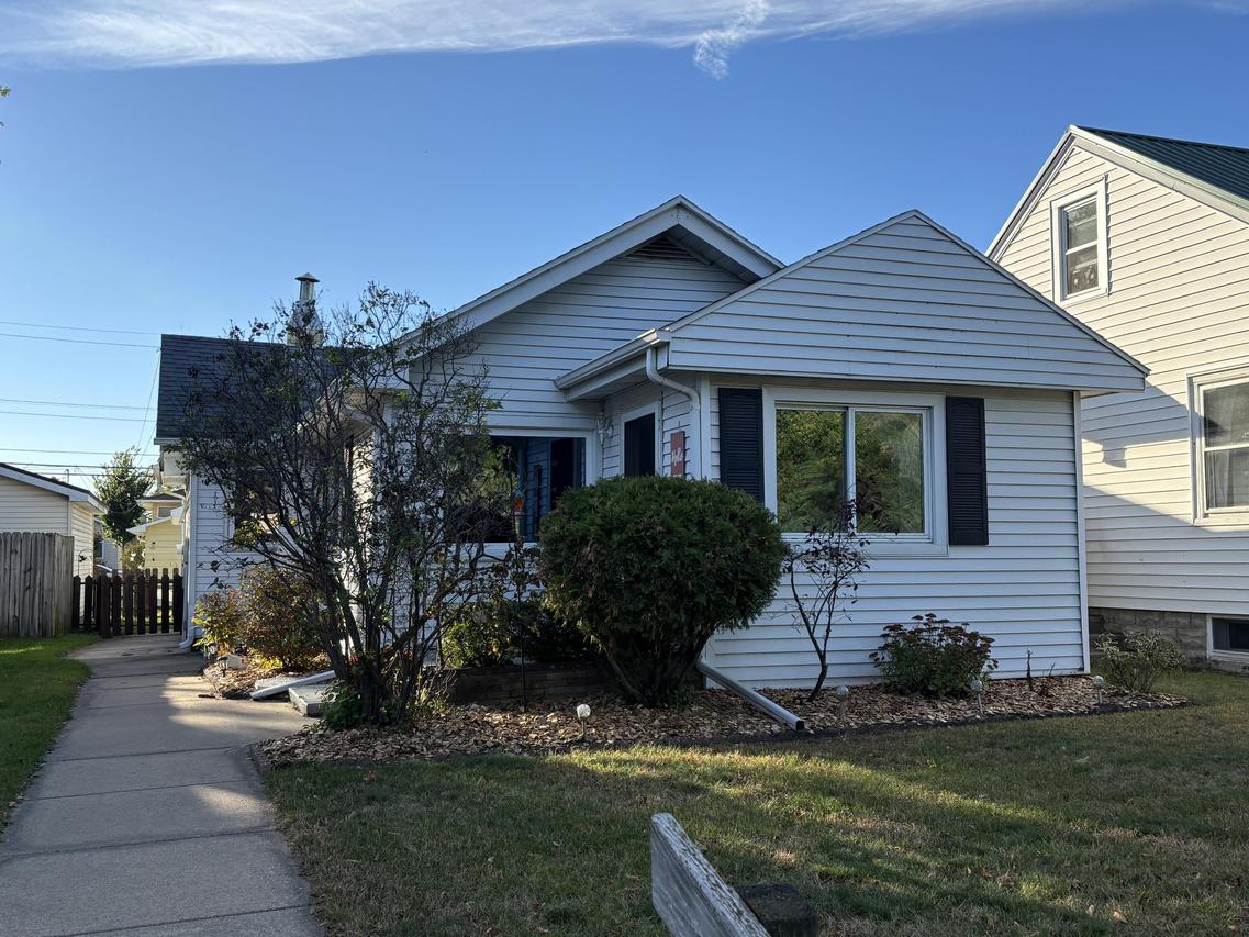 767 Losey Blvd, La Crosse, WI 54601