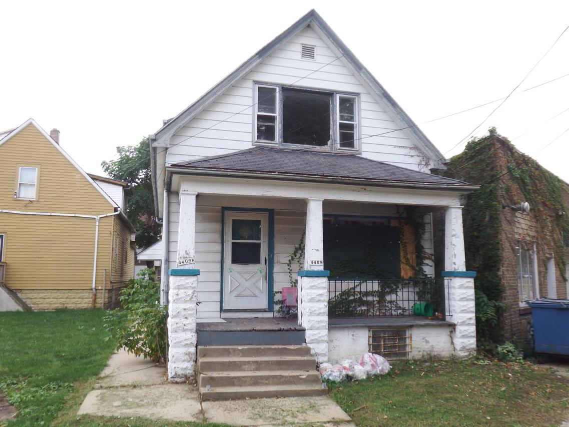4409 W Garfield Ave, Milwaukee, WI 53208