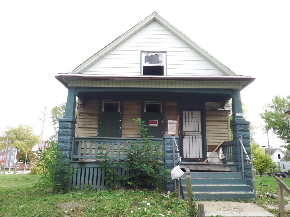 2364 N 21st St, Milwaukee, WI 53206