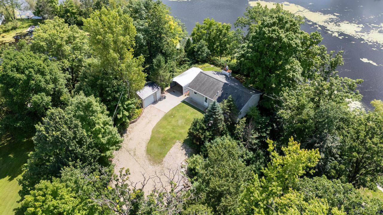W2974 N Elmore Dr, Ashford, WI 53010