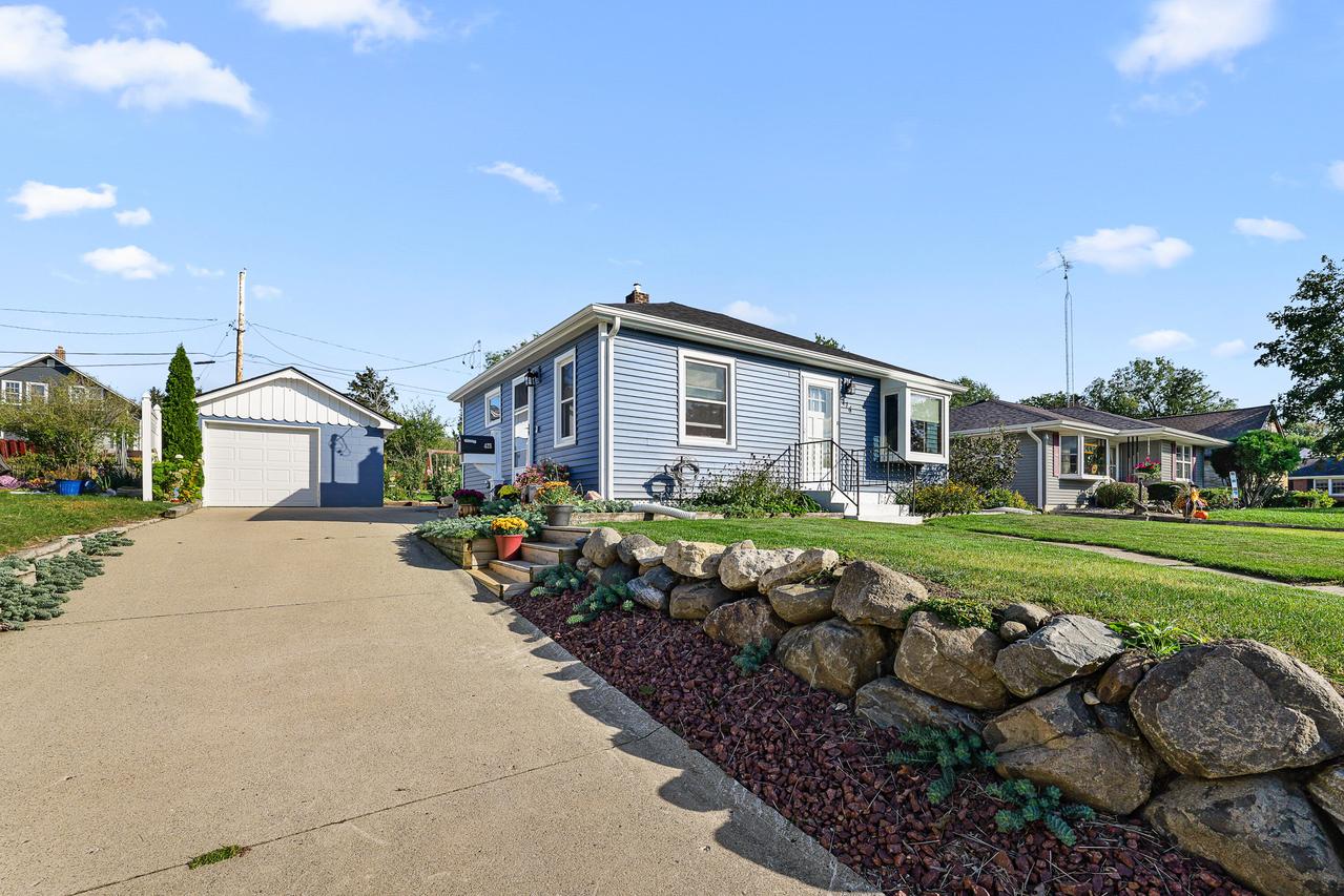 426 Seitz Ave, Mayville, WI 53050