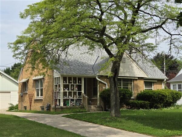 5525 N 12th St, Milwaukee, WI 53209