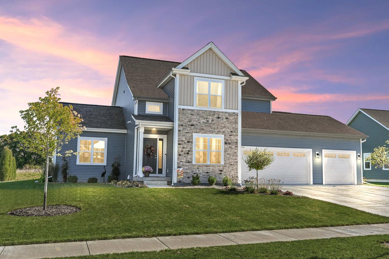 740 Kohlwey Dr, Grafton, WI 53024