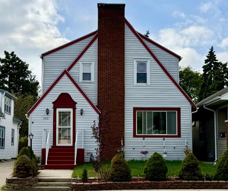 3821 Kinzie Ave, Racine, WI 53405