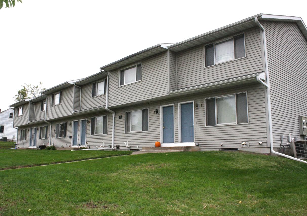 426 4th Ave, Onalaska, WI 54650