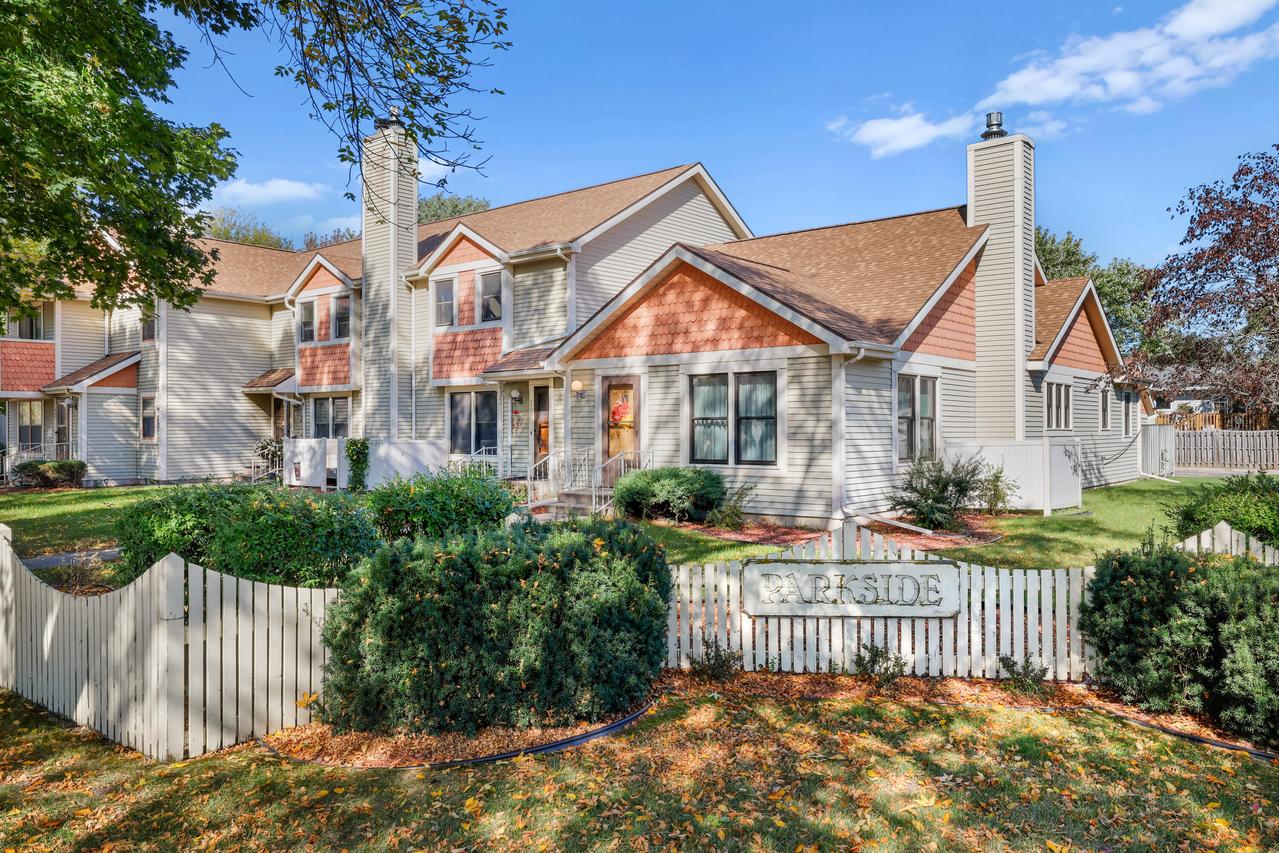 939 Sunset Pl, Onalaska, WI 54650