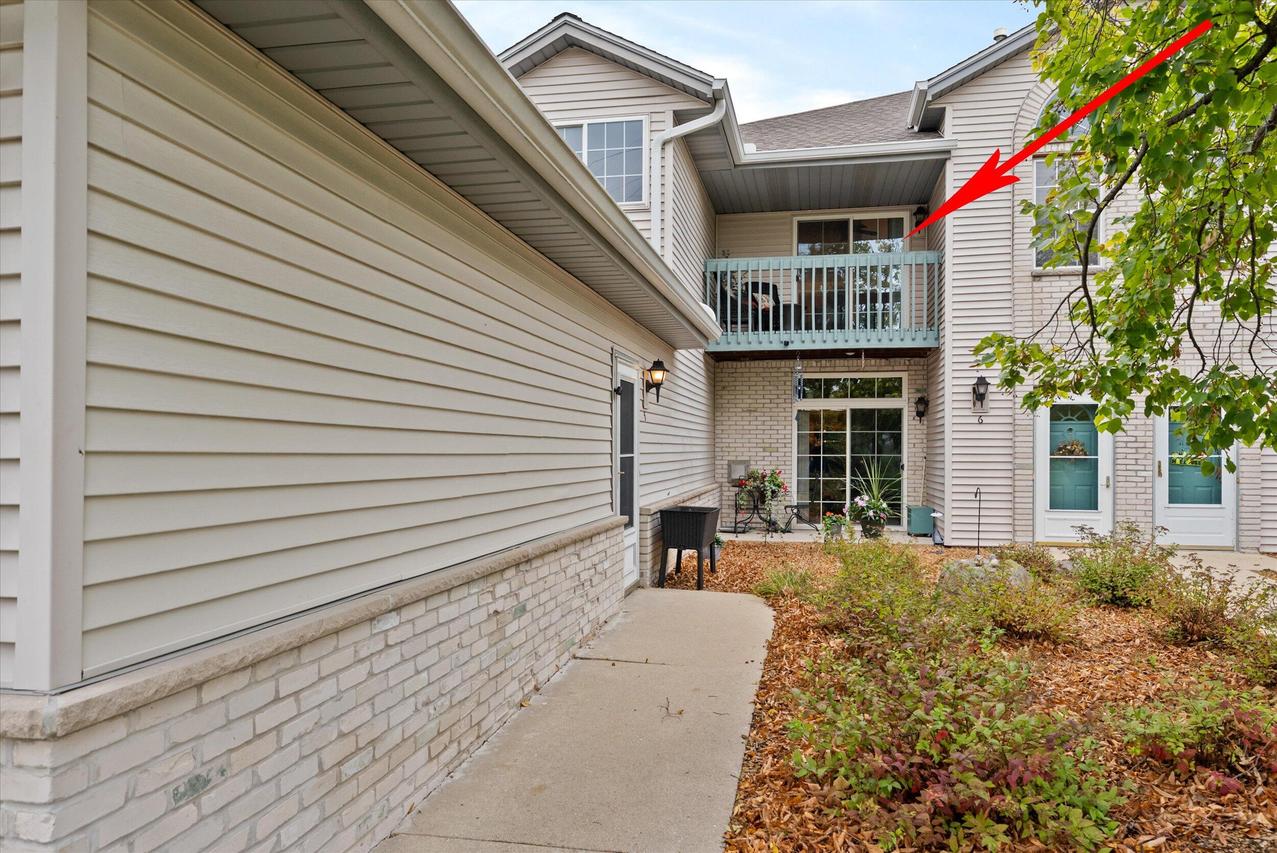 1825 E Racine Ave #5, Waukesha, WI 53186