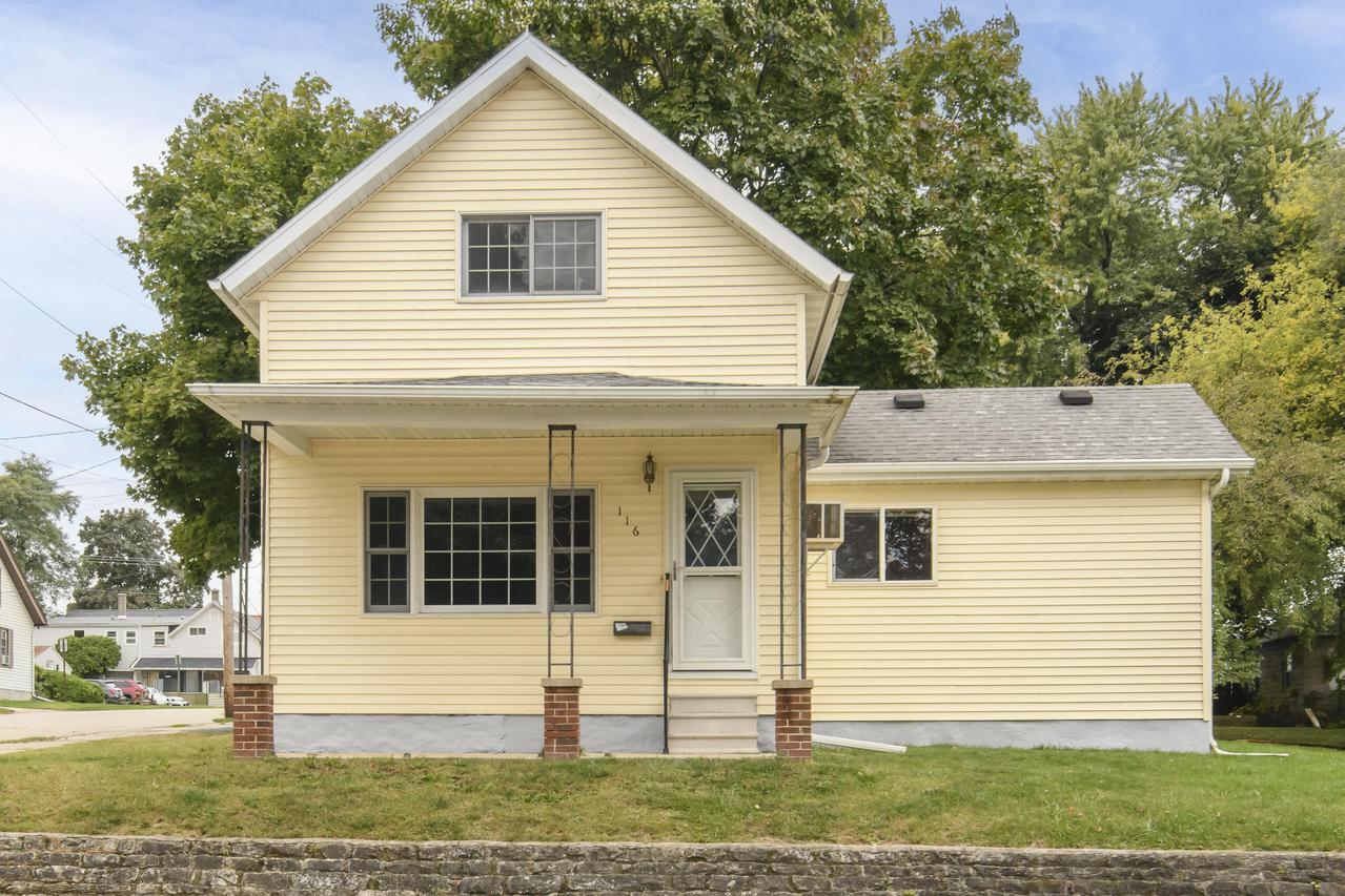 116 Rosendale St, Beaver Dam, WI 53916