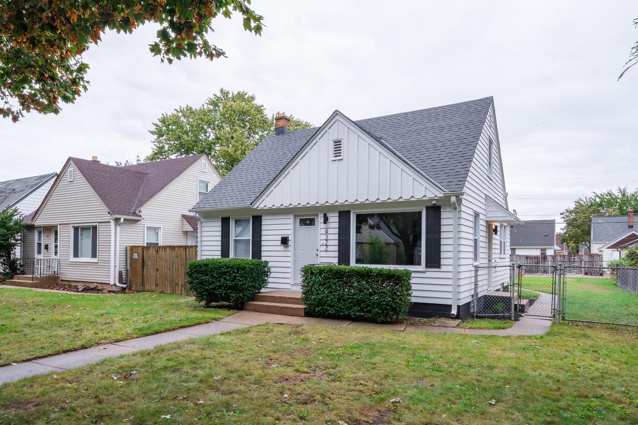 4322 N 54th St, Milwaukee, WI 53216