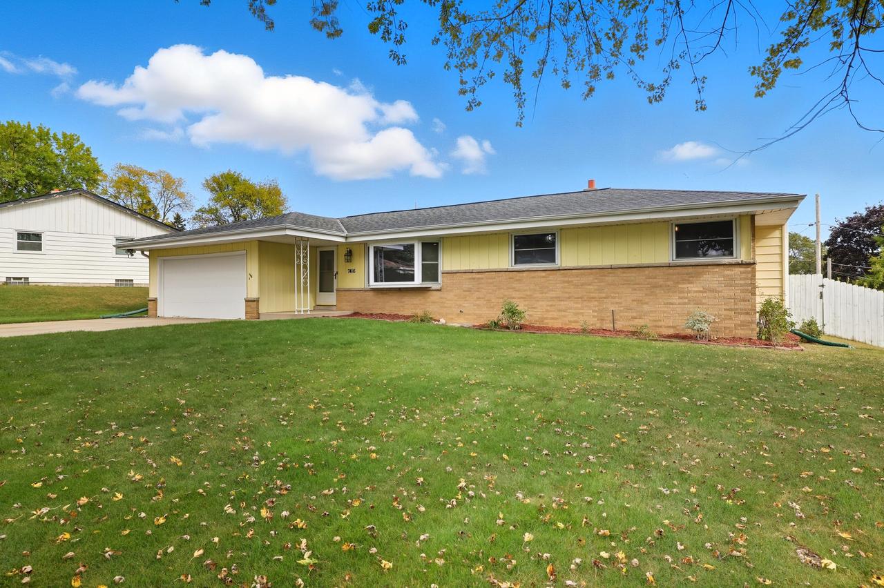 7416 N 42nd St, Milwaukee, WI 53209