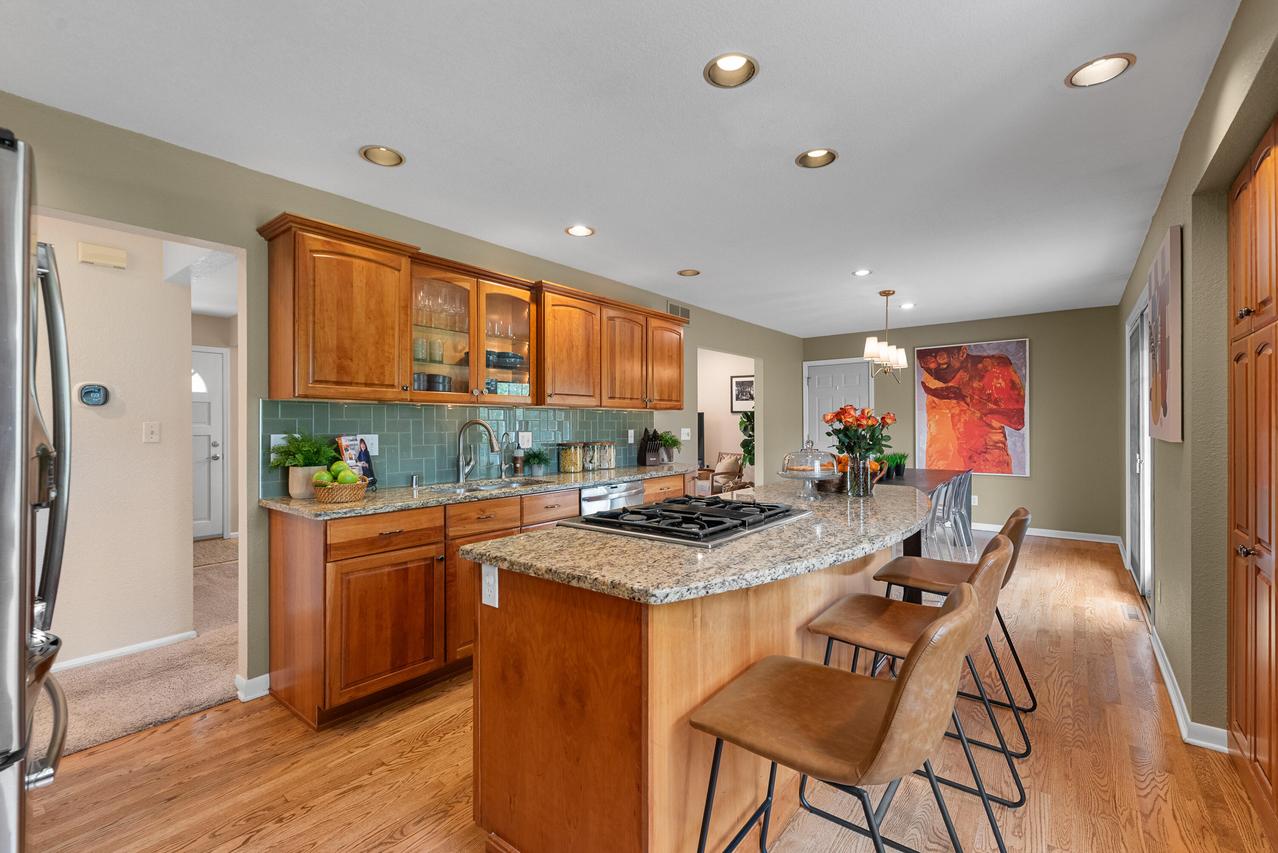 2480 Lionel Ct, Brookfield, WI 53045