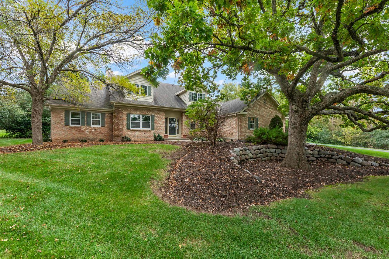W312N4890 Chapel Ridge, Merton, WI 53029