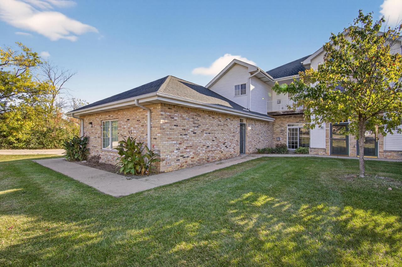 4237 Taylor Harbor #2, Mount Pleasant, WI 53403