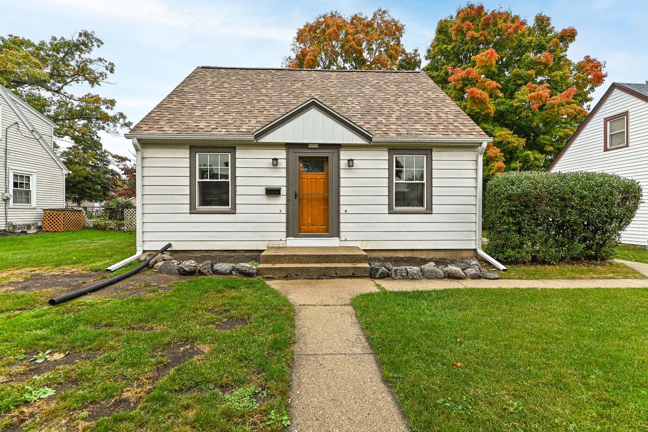 8624 W Beloit Rd, West Allis, WI 53227