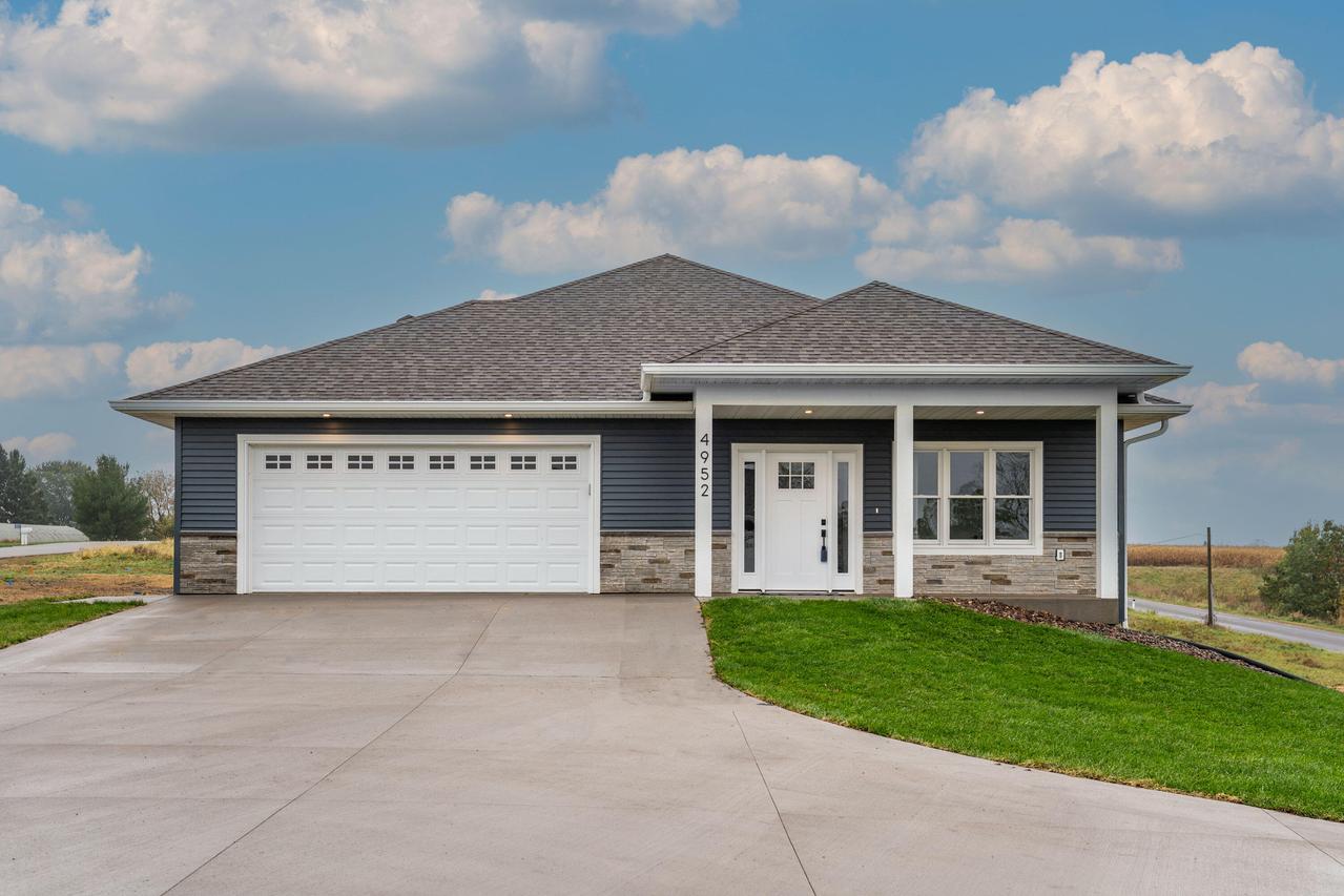 W4952 Battlestone Station #25, Shelby, WI 54601