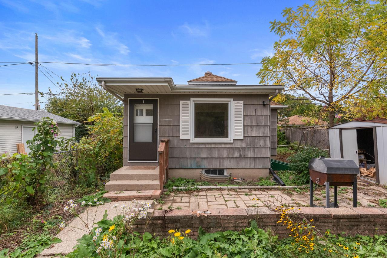 3023 N 73rd St, Milwaukee, WI 53210