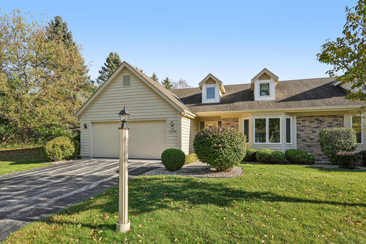 N99W17909 Appletree Ct #D-102, Germantown, WI 53022