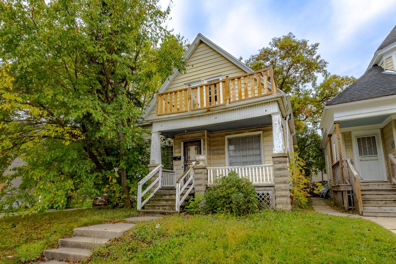 3003 N 20th St, Milwaukee, WI 53206