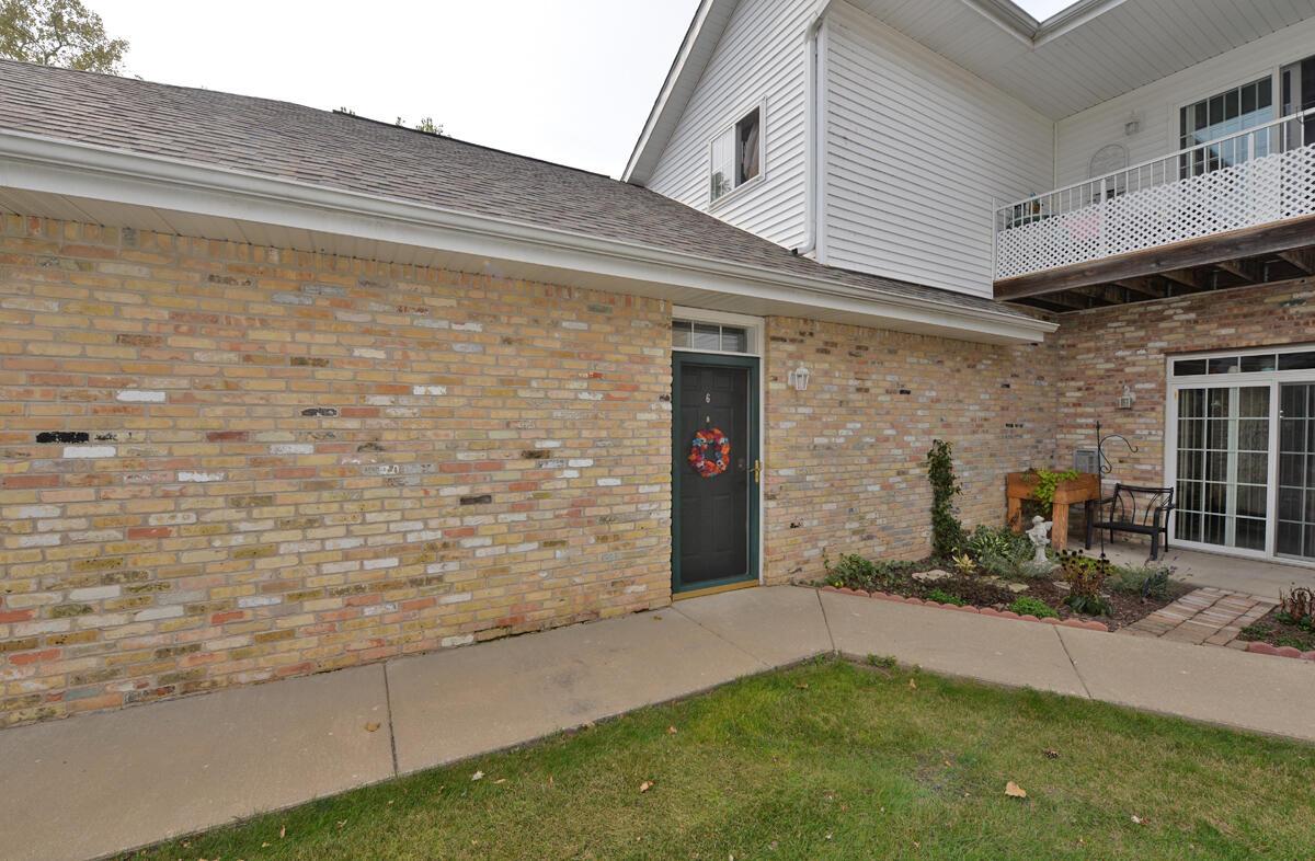 4249 Taylor Harbor #6, Mount Pleasant, WI 53406