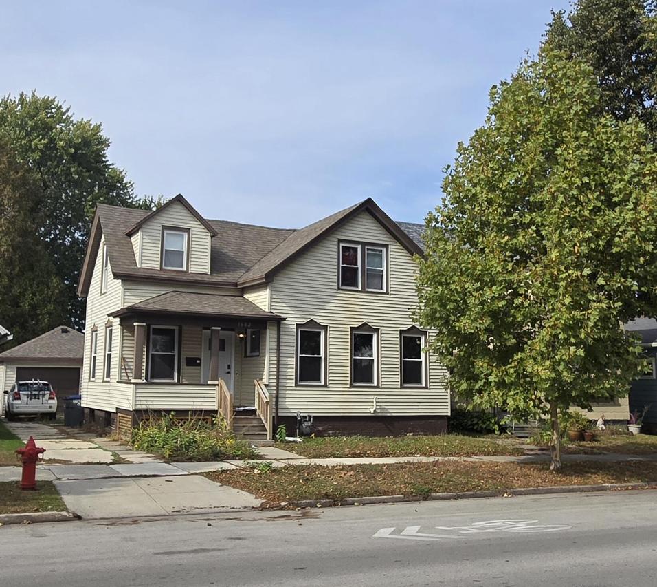 1602 N 8th St, Sheboygan, WI 53081