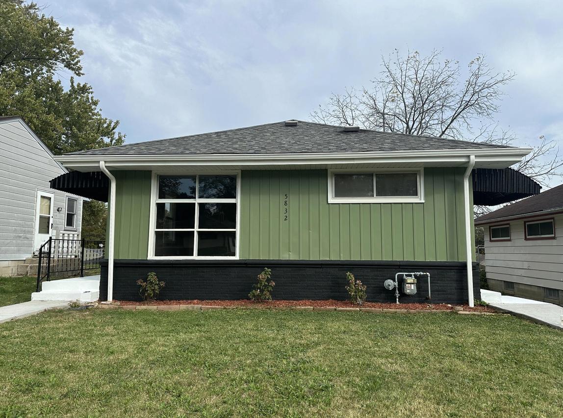 5832 N 71st St., Milwaukee, WI 53218