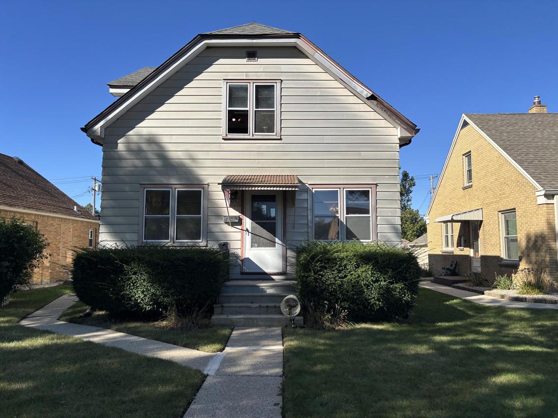 4541 N 65th St, Milwaukee, WI 53218