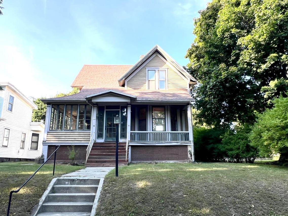 516 Erie Ave., Sheboygan, WI 53081