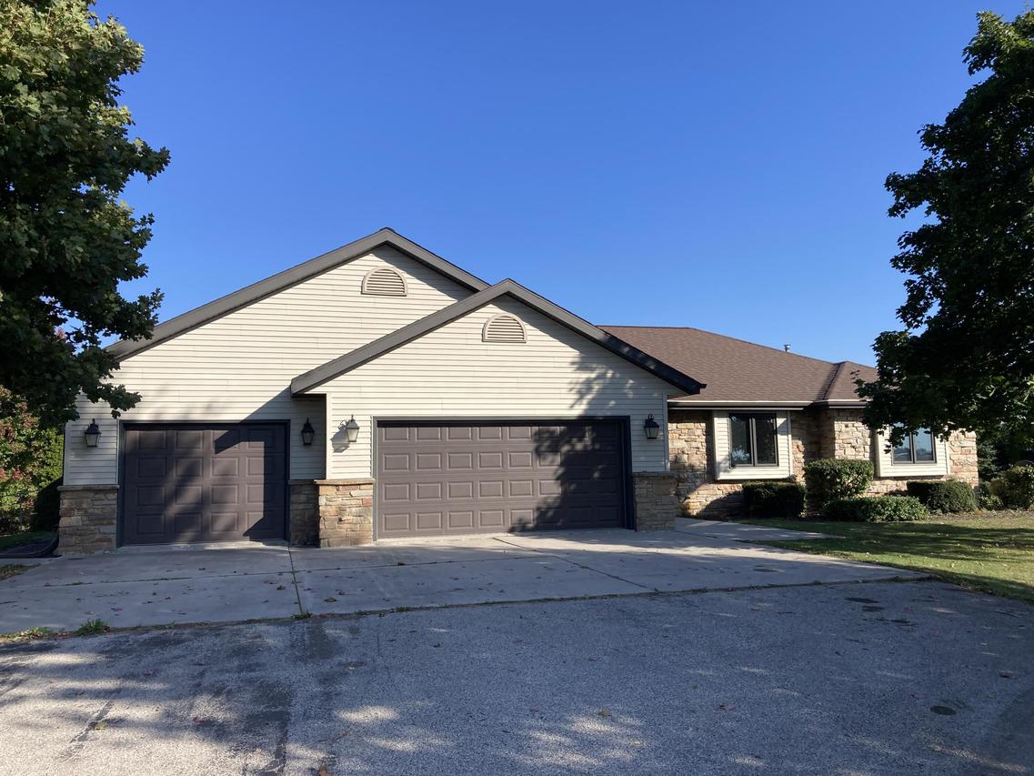 9801 Hartmann Rd, Wilson, WI 53070