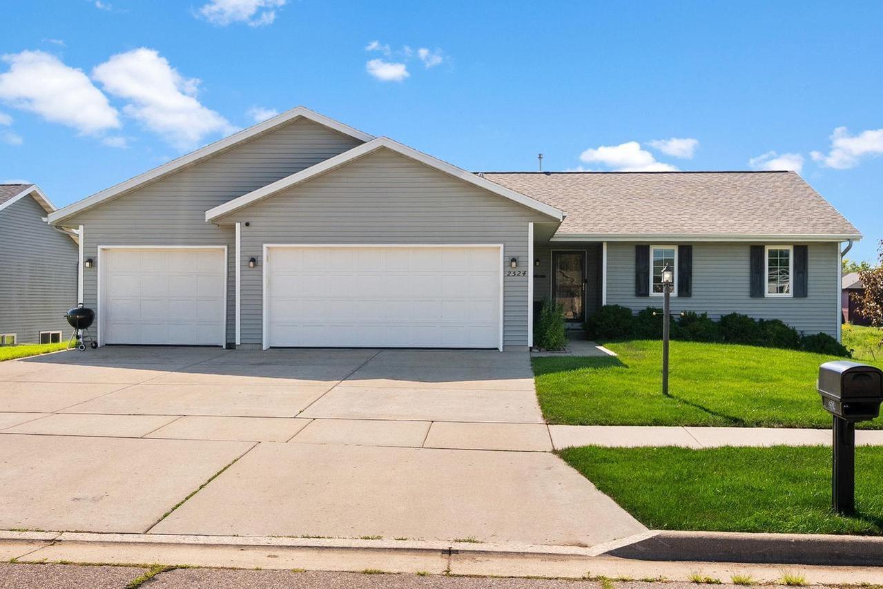 2524 S Terrace St, Janesville, WI 53546
